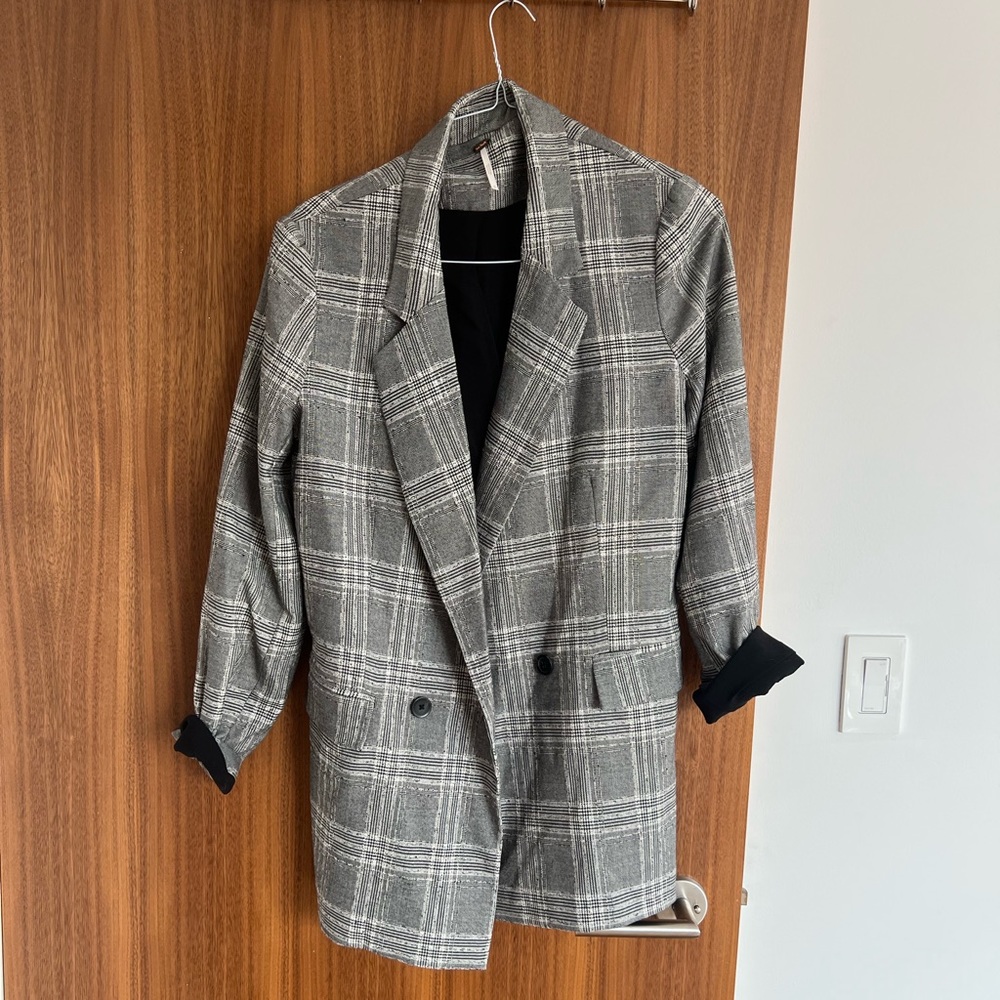 Size M Free People oversized blazer